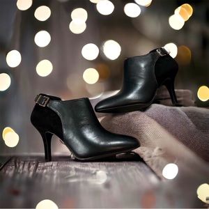 Essex Lane Jasmine Black Heeled Booties Zipper & Buckle Accents NIB